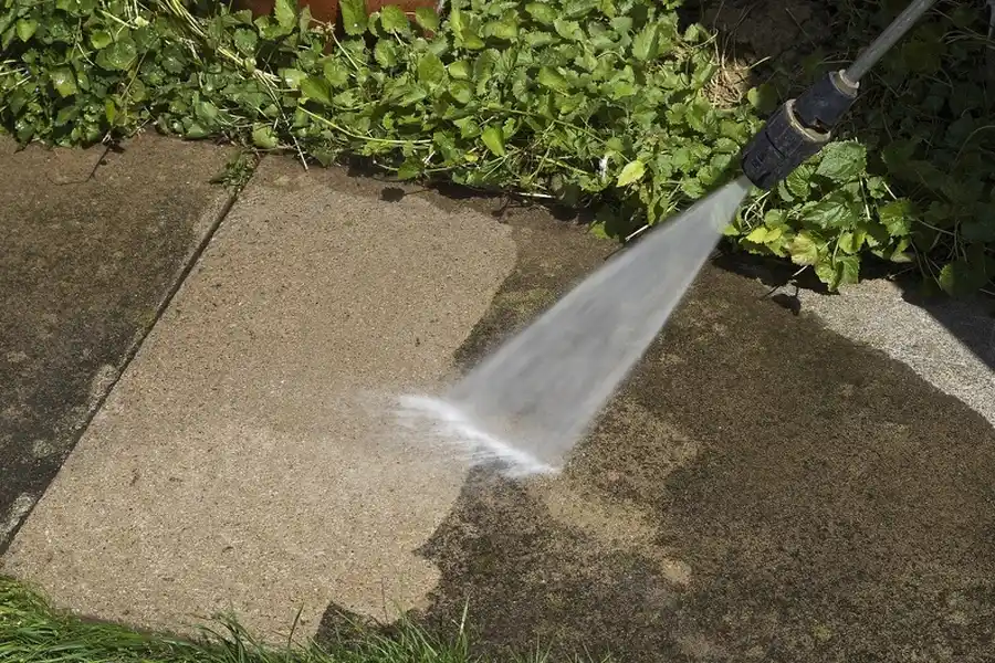 Key Areas Of Your Home That Need Regular Pressure Washing in Johnston City, IL